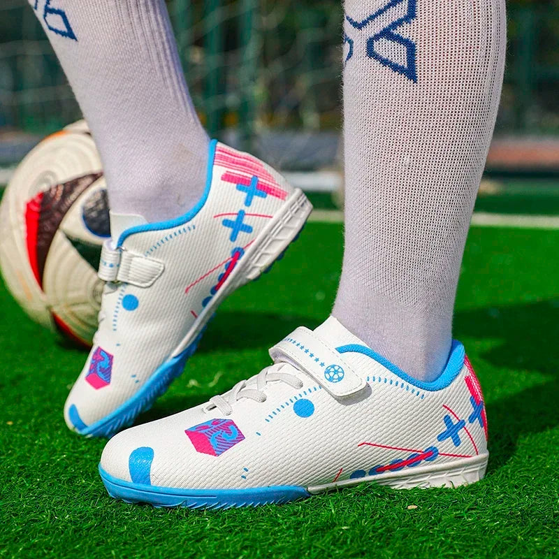 Soccer Shoes for Children Professional Original Kids Football Boots Society Kid Sneakers Indoor Football Trainers Youth Sports