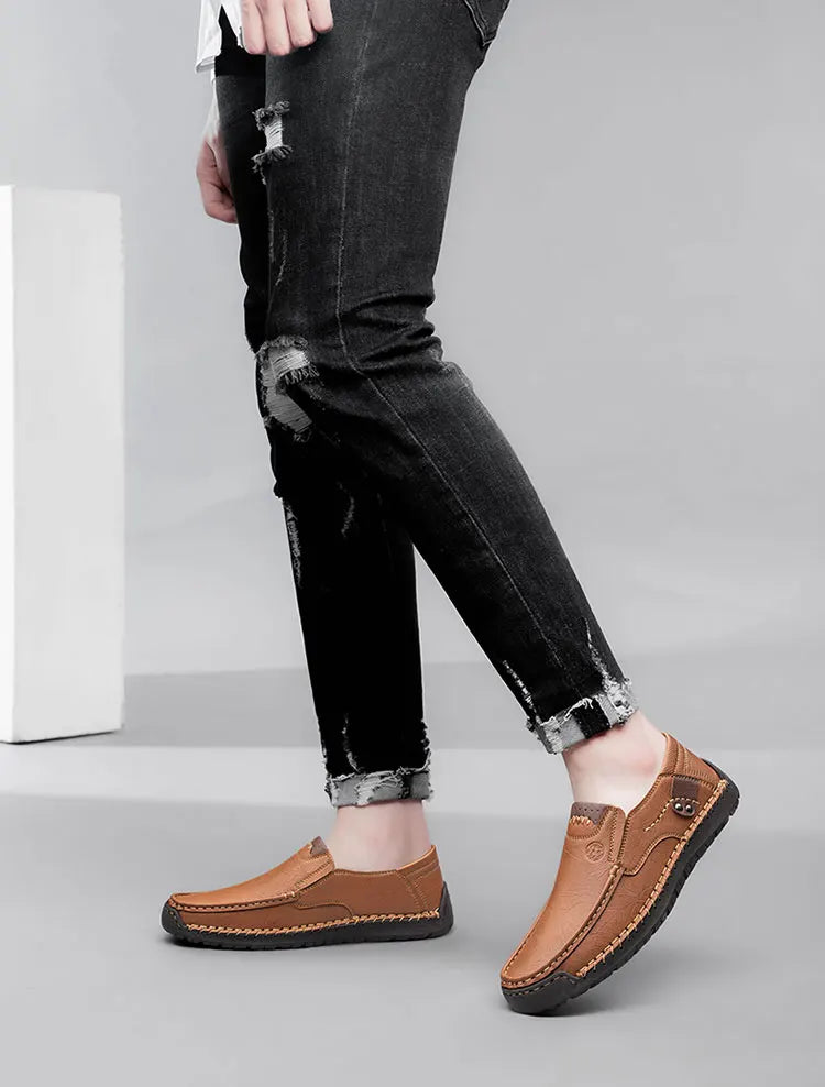 Men's Handmade Thick Rubber Bottom Breathable Casual Leather Shoes Classic Sewn Loafers Comfortable Leisure Footwear
