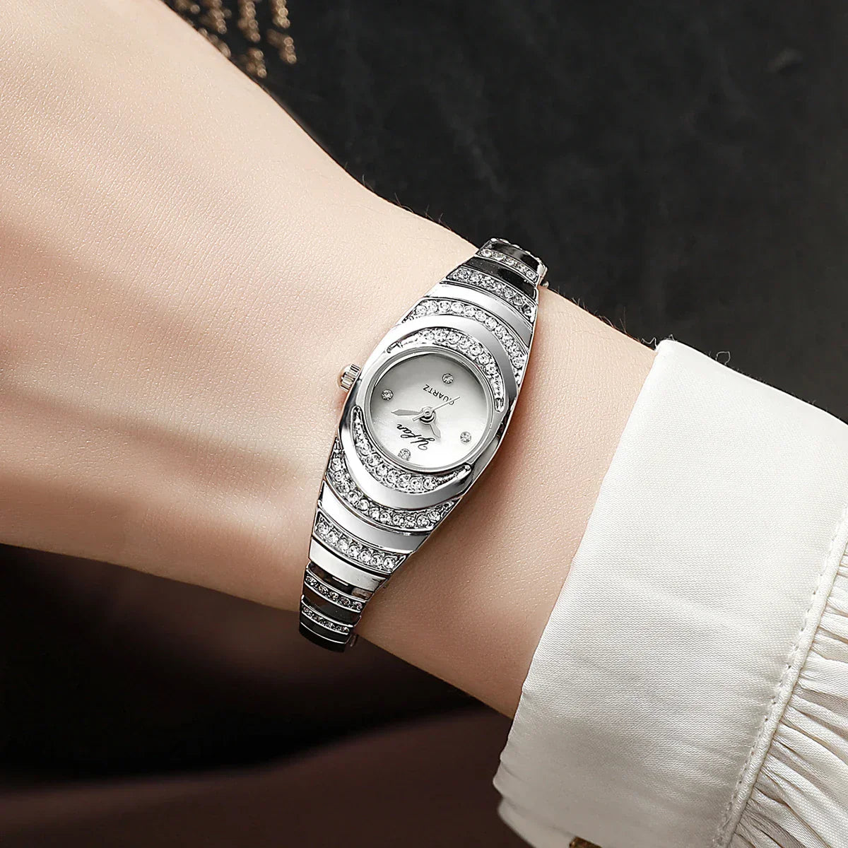 Elegant Women Watches Fashion Rhinestone Ladies Quartz Watch Bracelet Wristwatches Reloj Mujer（Without Box）
