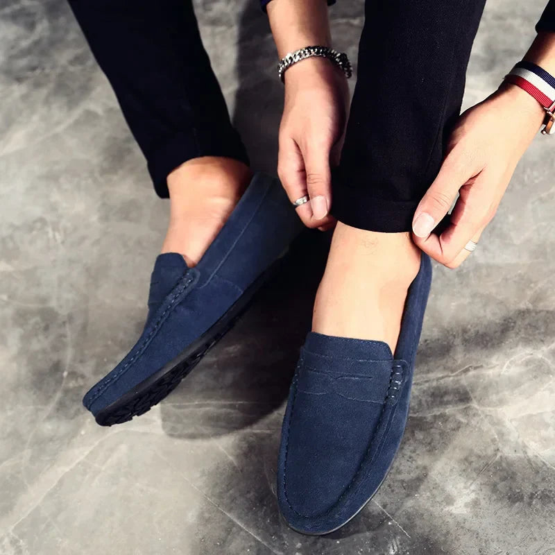 High Quality Leather Men Loafers  Slip on Mens Casual Shoes Fashion Flats Male Driving Shoes Moccasins Ten Colors Size 38-47