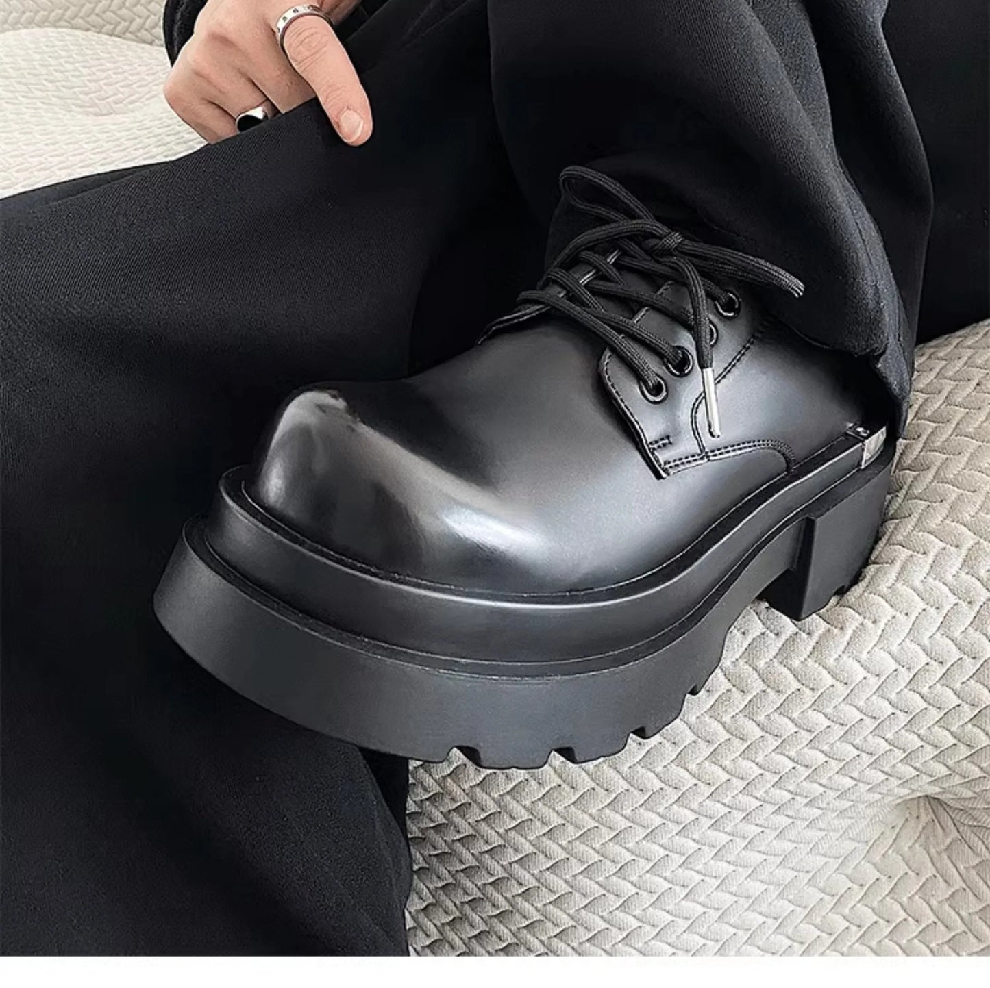 Original niche polished formal leather shoes new high-end feel thick sole with 7CM height increase big head casual shoes