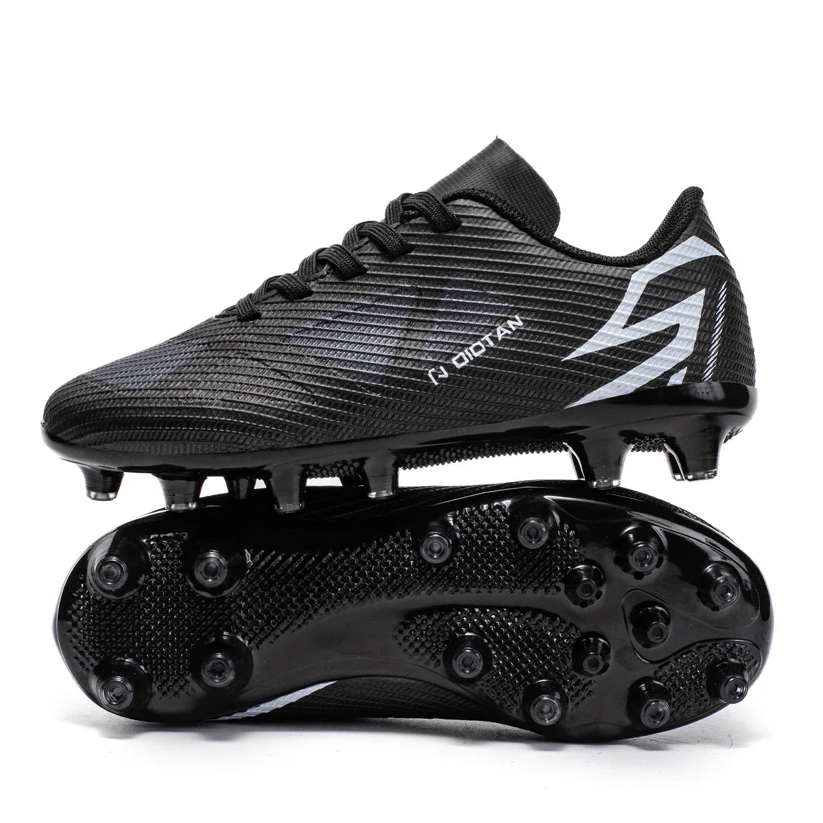 Personalized and fashionable children's sports football shoes, comfortable and breathable indoor and outdoor sports shoes