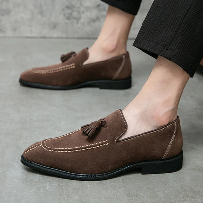 Britain Pointed Black Brown Tassels All Match Shoes For Men Casual Loafers Formal Dress Footwear Sapatos Tenis Masculino