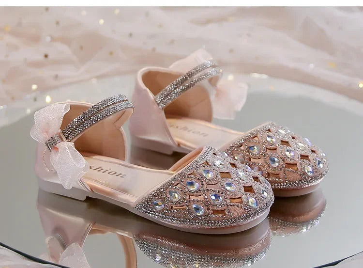 Girls Sandals Shiny Crystal Ins Trendy 2026 Summer New Kids Princess Shoes Mesh Lace Bows Girls Dance Shoes Elegant Hollowed-out