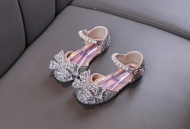 Luxury New Children Causal Dance Sandals Girls Rhinestone Flat Sandals Non-slip Fashion Kids Sequins Princess Performance Shoes