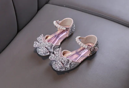 Luxury New Children Causal Dance Sandals Girls Rhinestone Flat Sandals Non-slip Fashion Kids Sequins Princess Performance Shoes