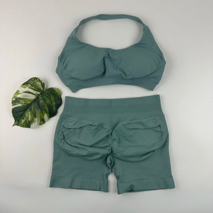 Yoga Shorts Set Seamless Yoga Set Workout Scrunch Shorts Sets Halter Sports Bra Scrunch Shorts Fitness Clothes Gym Suit