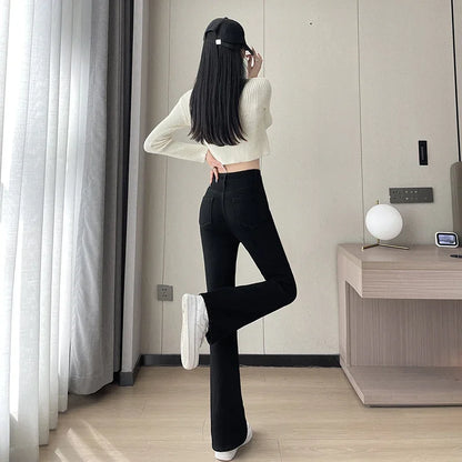 Fashion New Women Warm Plush Flared Jeans Thermal Fleece Loose Denim Pants Female High Waist Urban Straight Flare Trouser