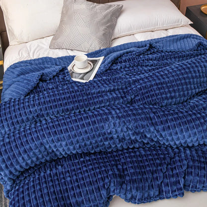 Blue Milk Velvet Blanket All Season Warm Air Conditioning Blankets Soft Fleece Comfortable Throw Blanket for Office Sofa Camping