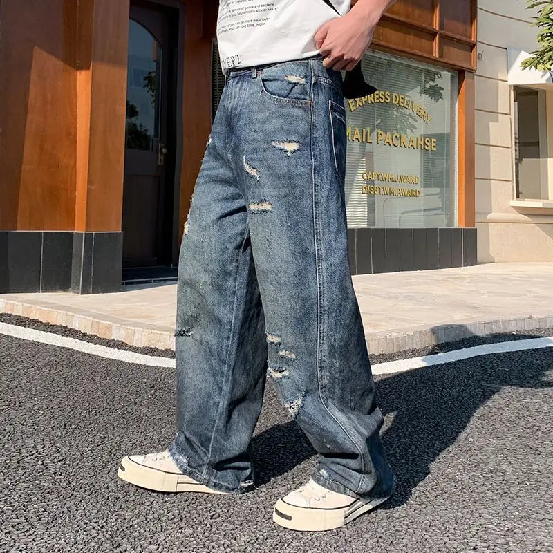 American-style distressed wide-leg jeans, loose-fitting washed and distressed straight-leg jeans, trendy brand.