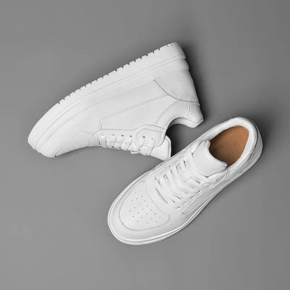 Novos sapatos masculinos invisíveis para aumentar a altura, sapatos esportivos de 6 CM-8 CM-10 CM, sapatos esportivos de couro branco para homens, tamanhos ampliados 36-46