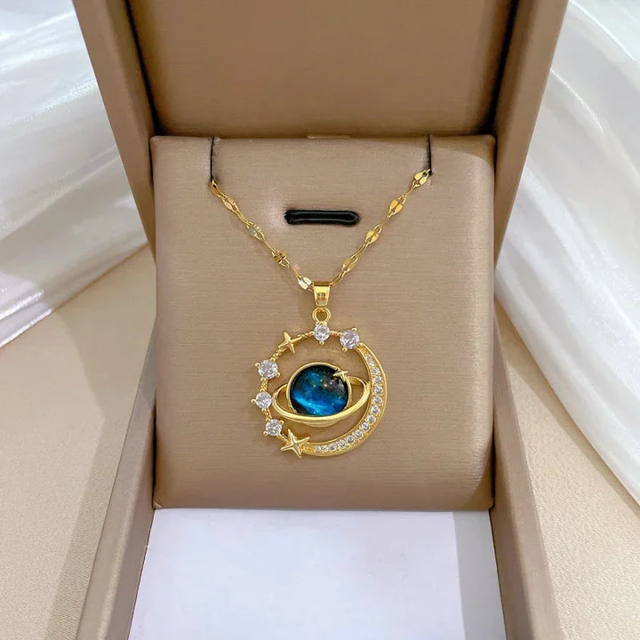 Delicate and Beautiful Starry Pendant Necklace for women