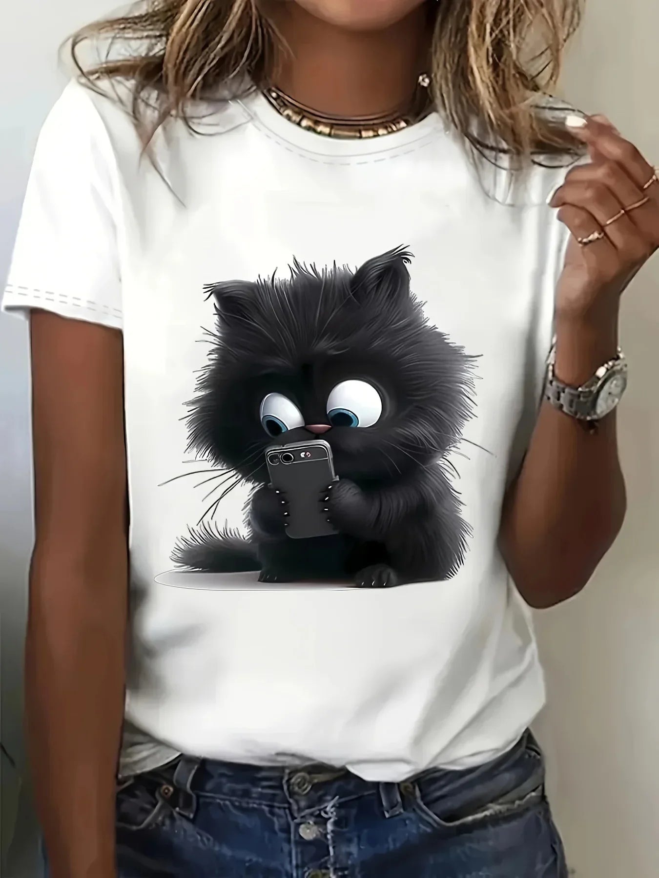 Cartoon Cat Print T-Shirt  Crew Neck Short Sleeve Casual Tee for Cat Lovers Fashionable Knit Fabric Top  All Seasons
