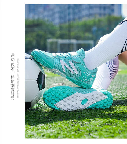 New Children Soccer Shoes Cleats Boys Football Boots TF Breathable Ultralight Grass Training Fast Athletic Sneakers 28-39