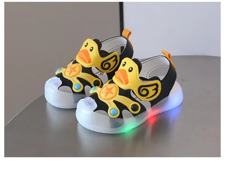 LED Light Baby Shoes 2023 Summer 0-3 Year Old Boys/girl Headband Anti Kick Sandals with Soft Soles Baby Toddler Soles Beach Shoe