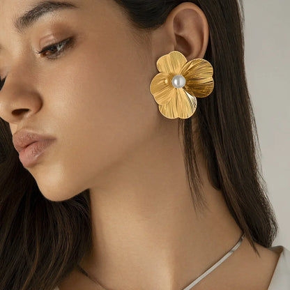 Exaggerated Temperament Metallic Texture Stereo Ginkgo Leaf Flower Imitation Pearl Tassel Dangle Earrings for Women Jewelry Gift