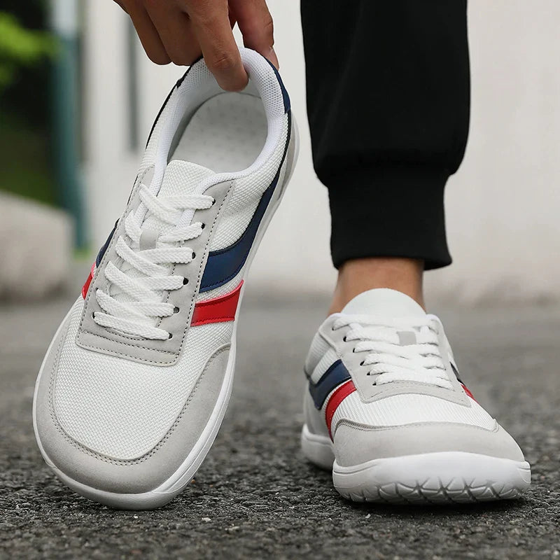 Sapatos Masculinos de Bico Largo Casuais Versáteis com Sola Macia Sapatos de Forma Larga Tênis de Caminhada Malha Respirável Sapatos Confortáveis Estilo Barefoot