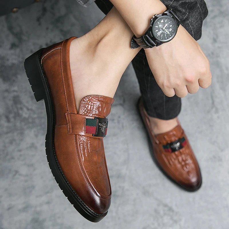 Sapatos casuais britânicos masculinos, pontudos, para balada, cabeleireiro, estação europeia, sapatos masculinos, sapatos preguiçosos, sapatos de moda