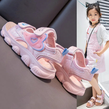 2026 New Summer Girls Sports Sandals Love Heart Decor Soft Non-Slip Beach Sandals For 3-12 Years Old Kids