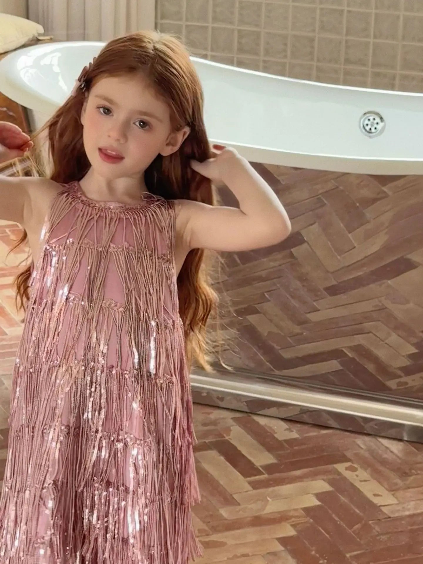 Vestido Infantil Meninas 2025 Verão Novo Moda Infantil Vestido de Borla Brilhante de Luxo Vestido de Aniversário para Meninas