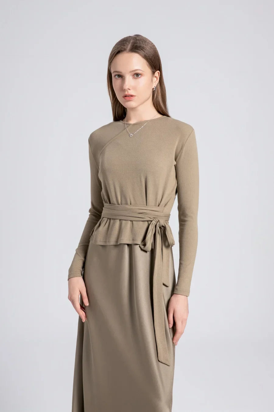 woman clothes thicken ribbing closed-fit wrap tops + Satin Adjustable straps dress (ship out in 1 day)