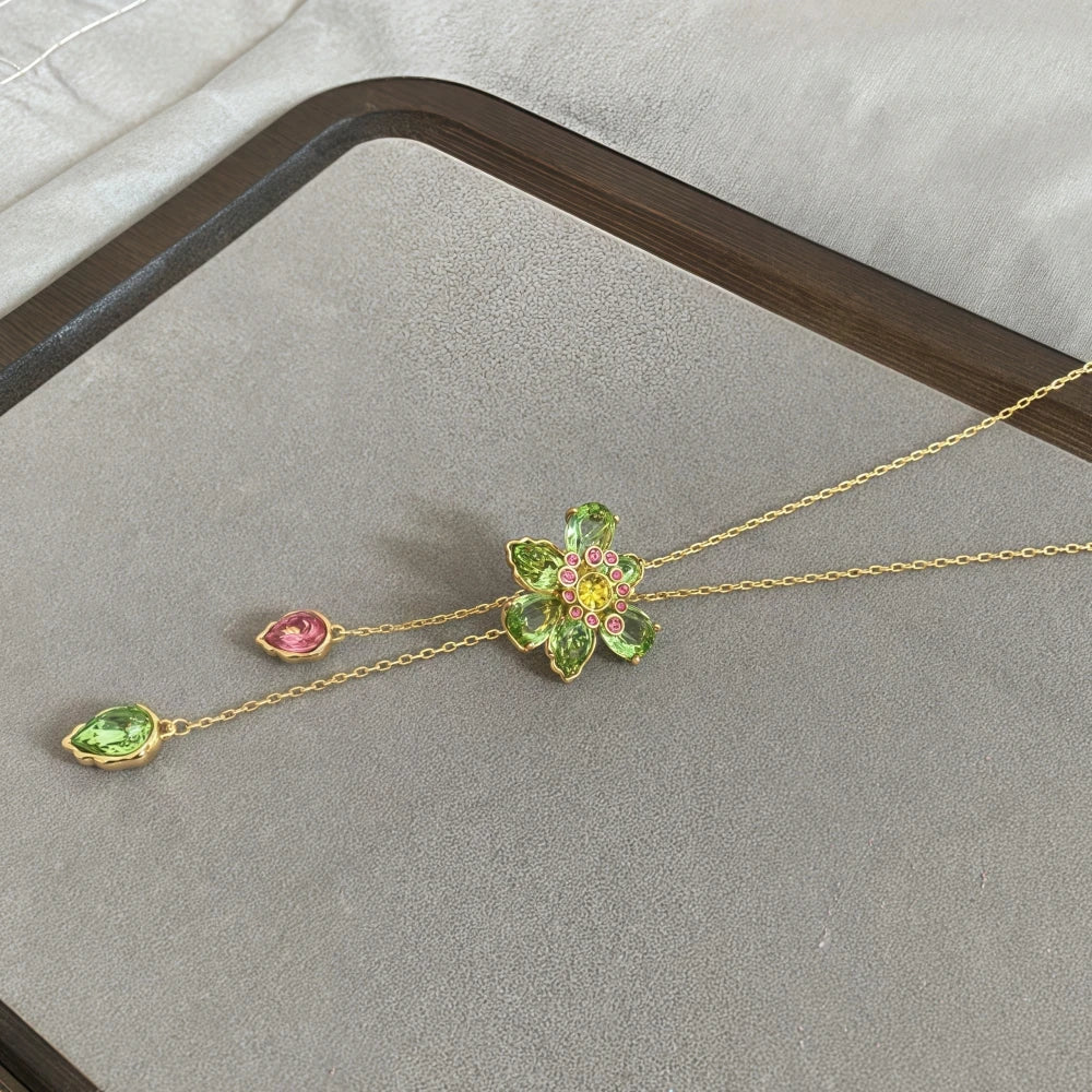 New necklaces for women's flower bracelets light luxury versatile high-end earrings niche design jewelry set