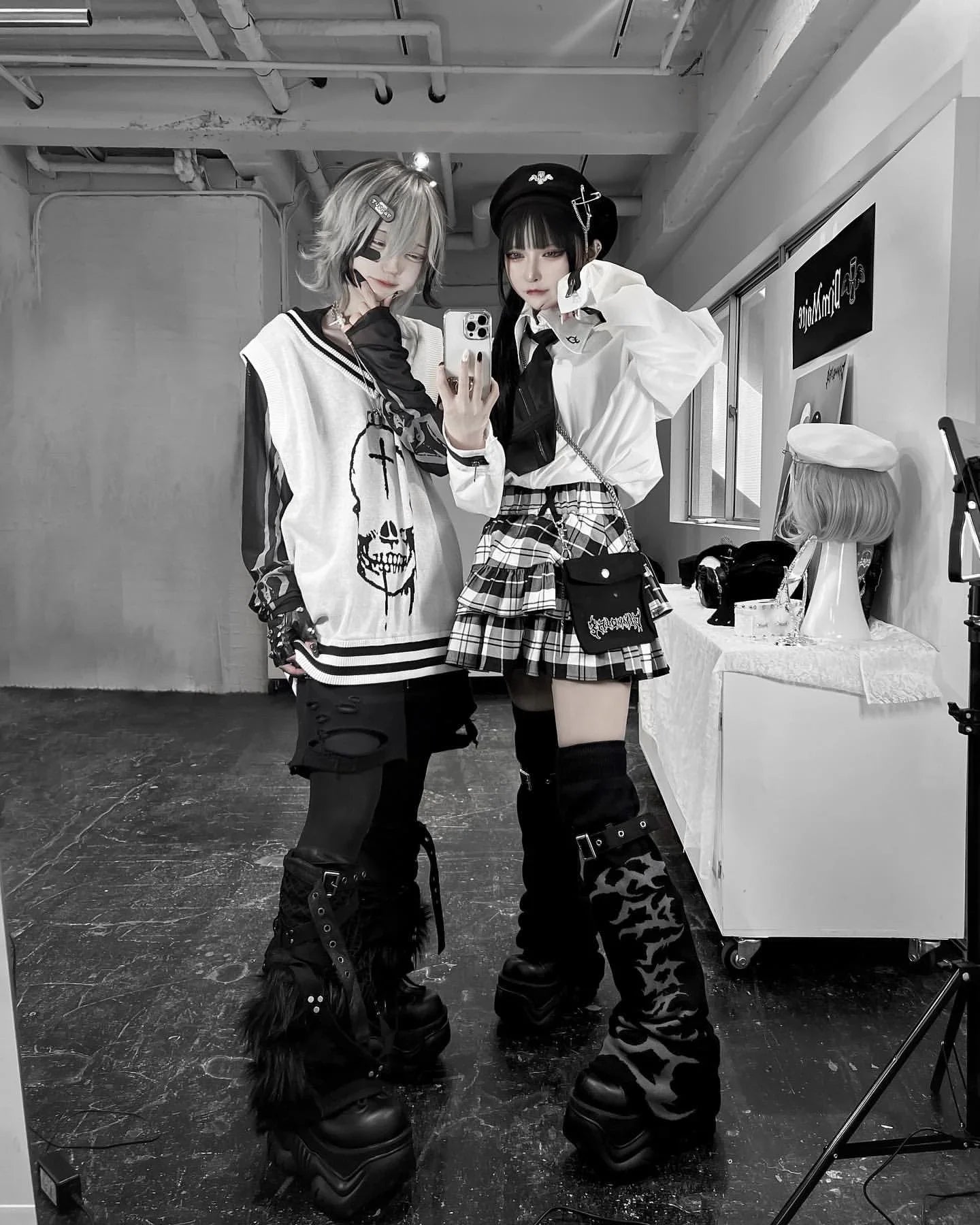 Japanese Harajuku Punk College Style Plaid Cake Ultra Short Skirt Subculture Y2k Girl Autumn High Waist Mini Skirt with Waistbag