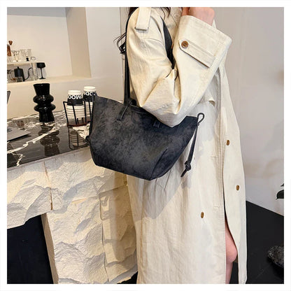 2025 Hot Sale Autumn Soft Women's Handbags Faux Suede Solid Color Large Capacity Shoulder Bag Casual Versatile Ladies Bags