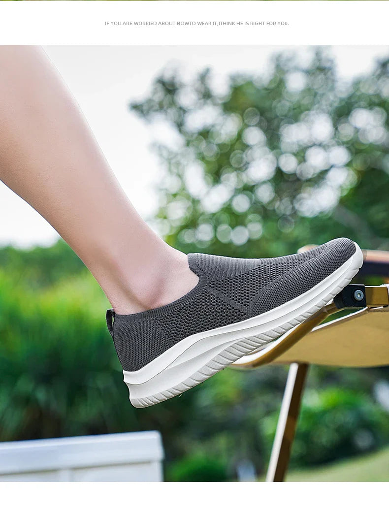 Men's Vulcanized Shoes Fashion Breathable Outdoor Mesh Casual Sneakers Lightweight Comfortable Men Tenis Masculino Walking Shoes