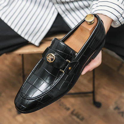 Novos Mocassins Pretos Masculinos Slip-On Bico Redondo Sapatos Sociais Masculinos Frete Grátis Sapatos de Casamento para Homens Tamanhos 38-47