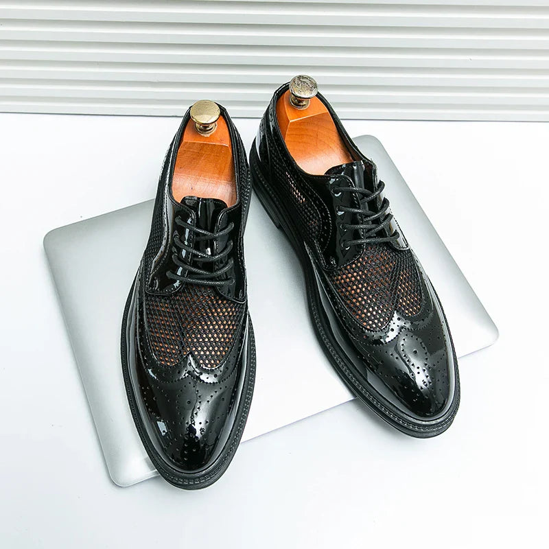 Fashion Derby Leather Men Shoes Summer Breathable White Brogue Lace Up Solid Dress Shoes Business Casual Party Wedding Shoes Men