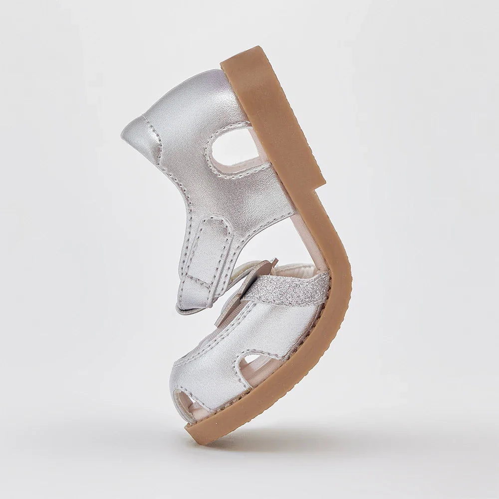 Girls Silvery Sandals Summer Children Shoes Mesh Fashion Princess Cool Breathable Sweet Party Casual Sandal DB2261255