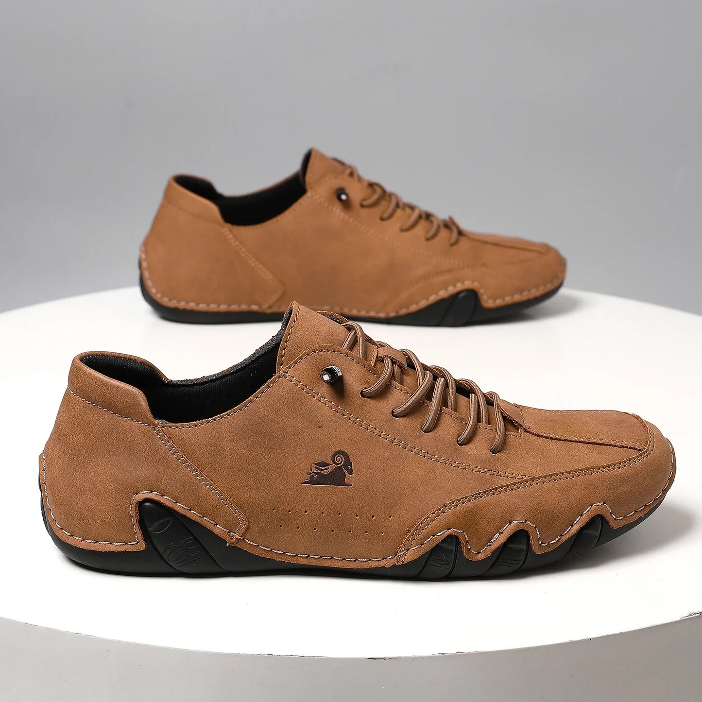 Men's shoes four season new plus size casual shoes fashion low-top soft sole breathable outdoor shoes men's sports walking shoes