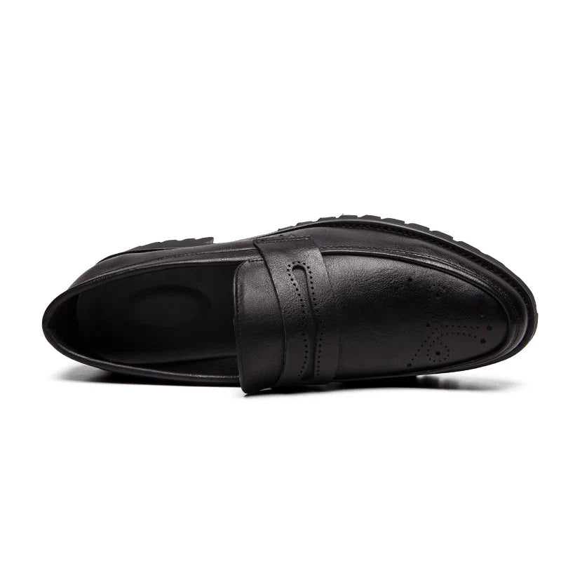 2022 Luxury Brand Penny Loafers men Casual shoes Slip on Leather Dress shoes big size 38-46 Brogue Carving loafer Driving party