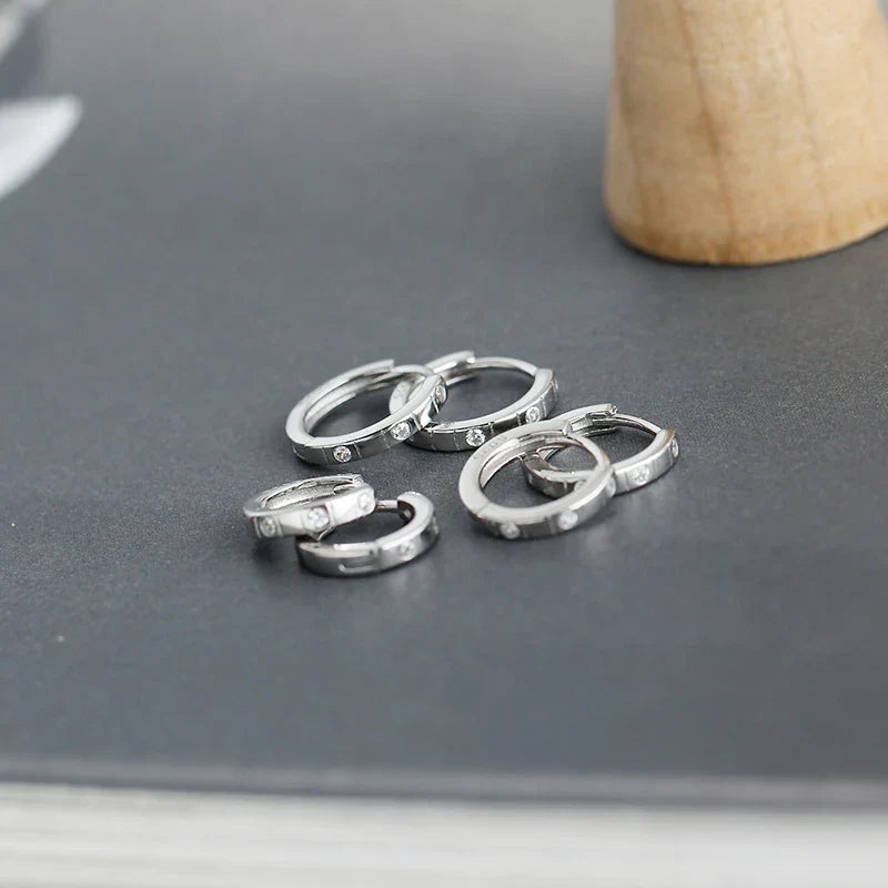 925 Sterling Silver Simple Stripes Shiny Zircon Huggies Hoops Earrings for Women Fashion Unisex Punk Jewelry Ear Buckle