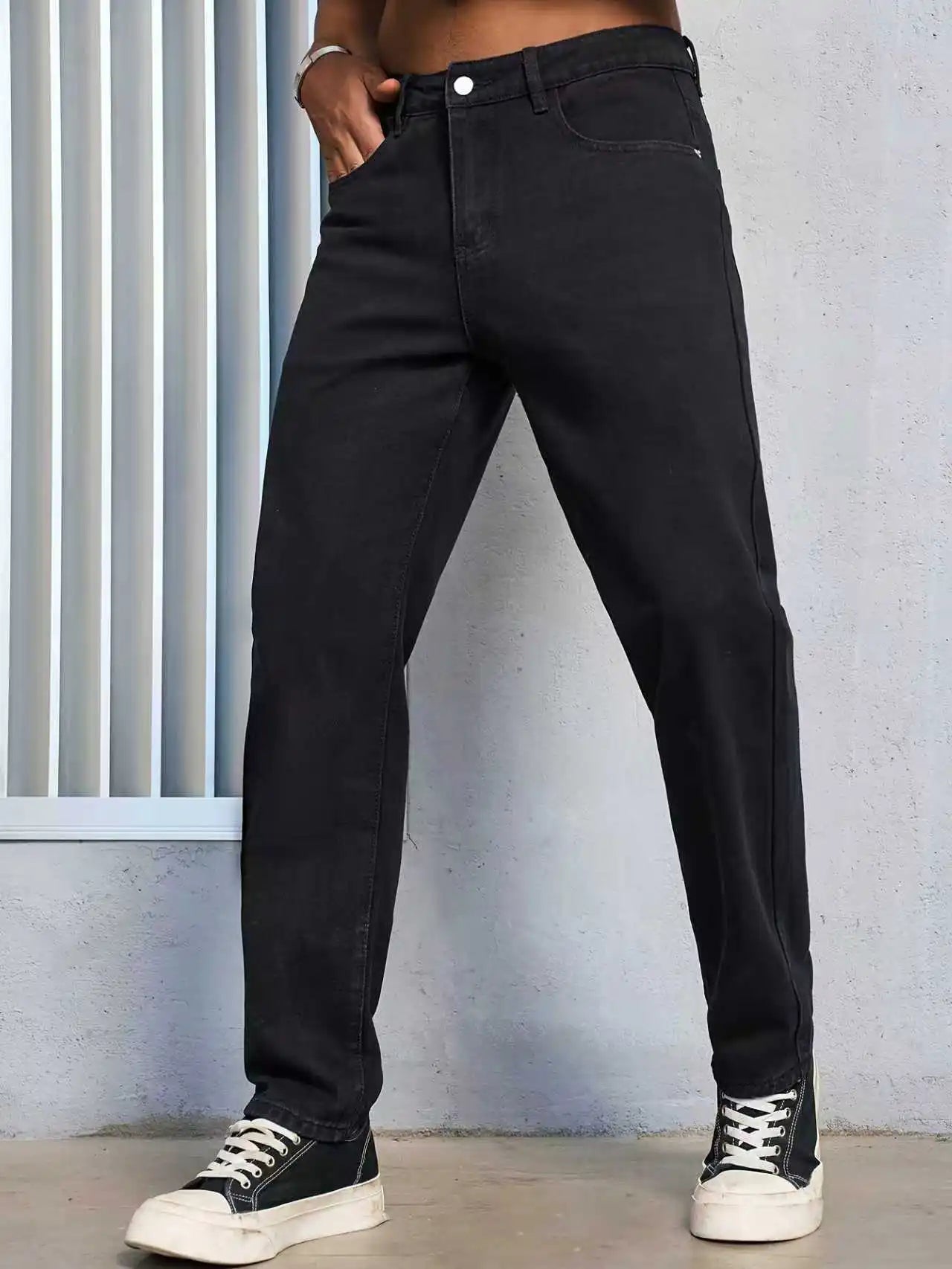 Men's Casual Solid Black Regular fit Jeans