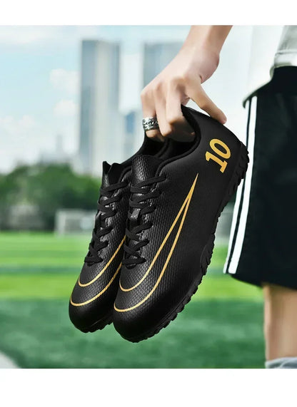 New Men Football Boots Professional Soccer Shoes Training Outdoor Adult Kids Ultralight TF/FG Sports Shoes Futsal High-quality