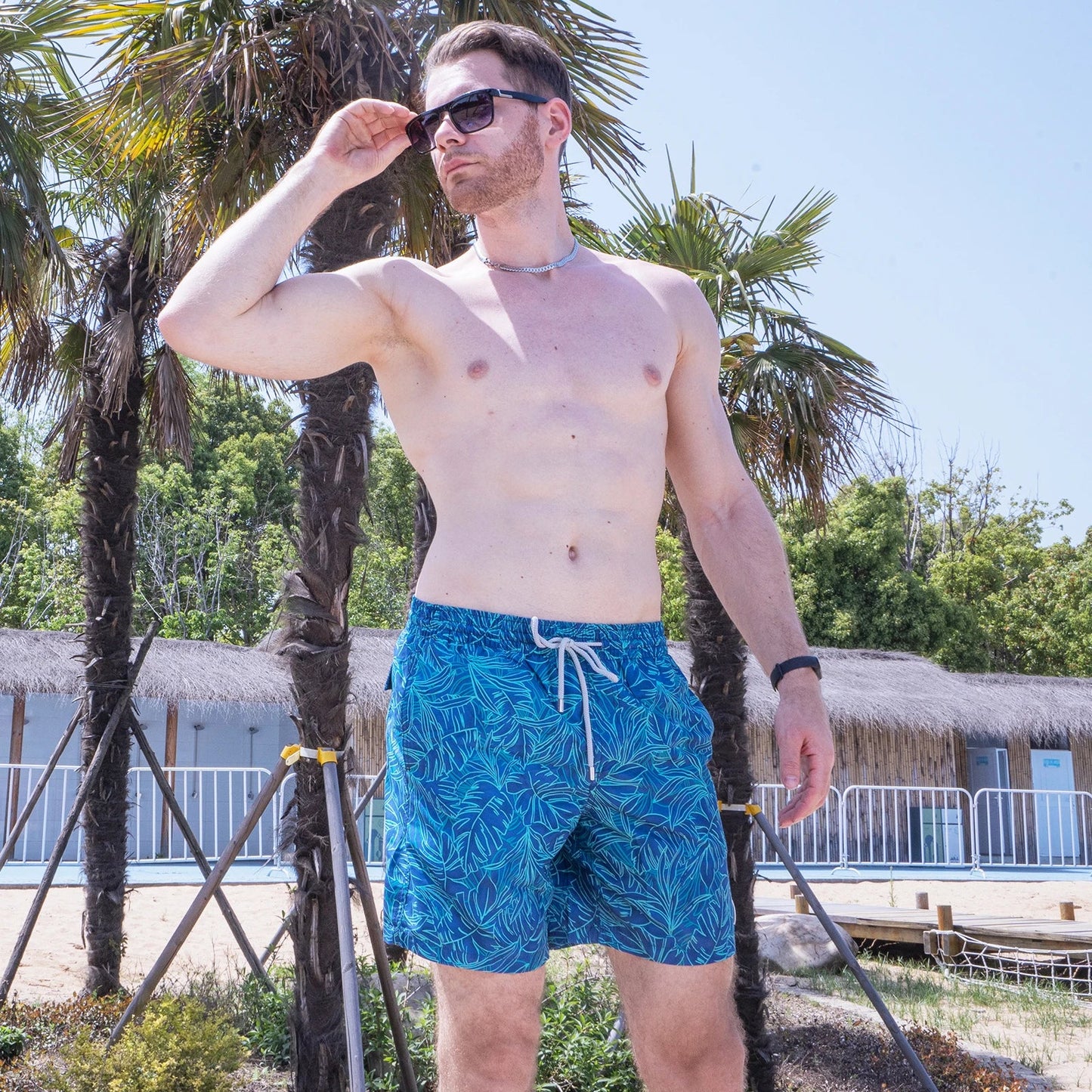 Beach Men's Swim Shorts Flower 3D Printed Surfing Board Shorts Quick Dry with Mesh Lining and Pockets Struck Shorts