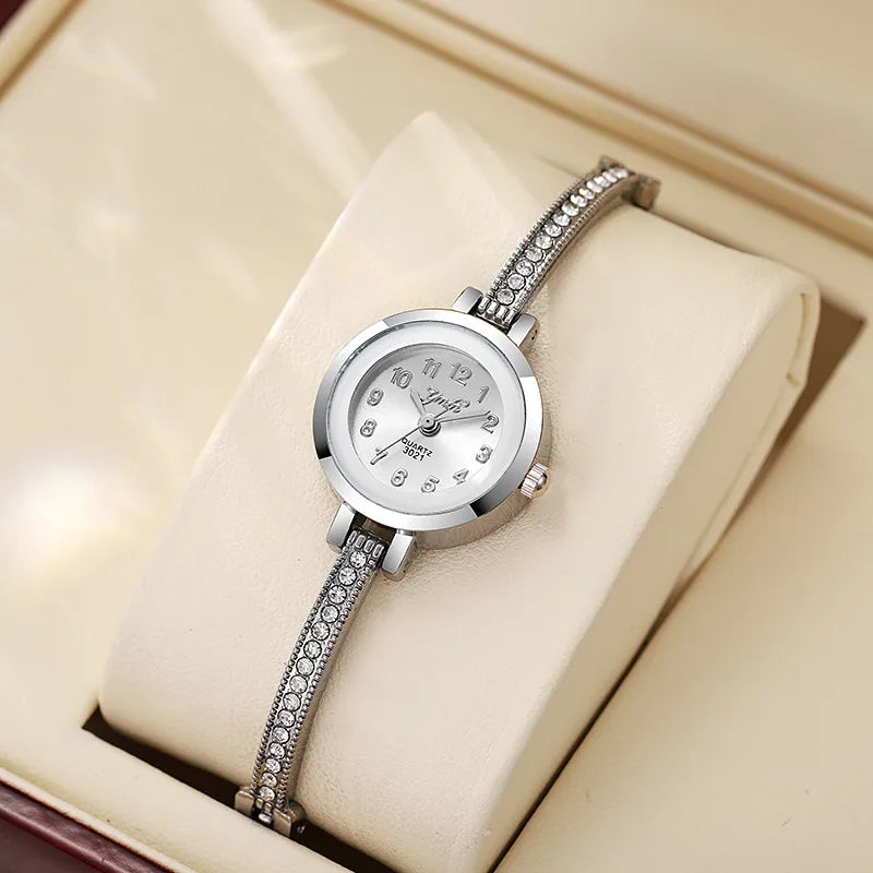 Women's round dial Arabic numeral small dial steel belt chain quartz watch
