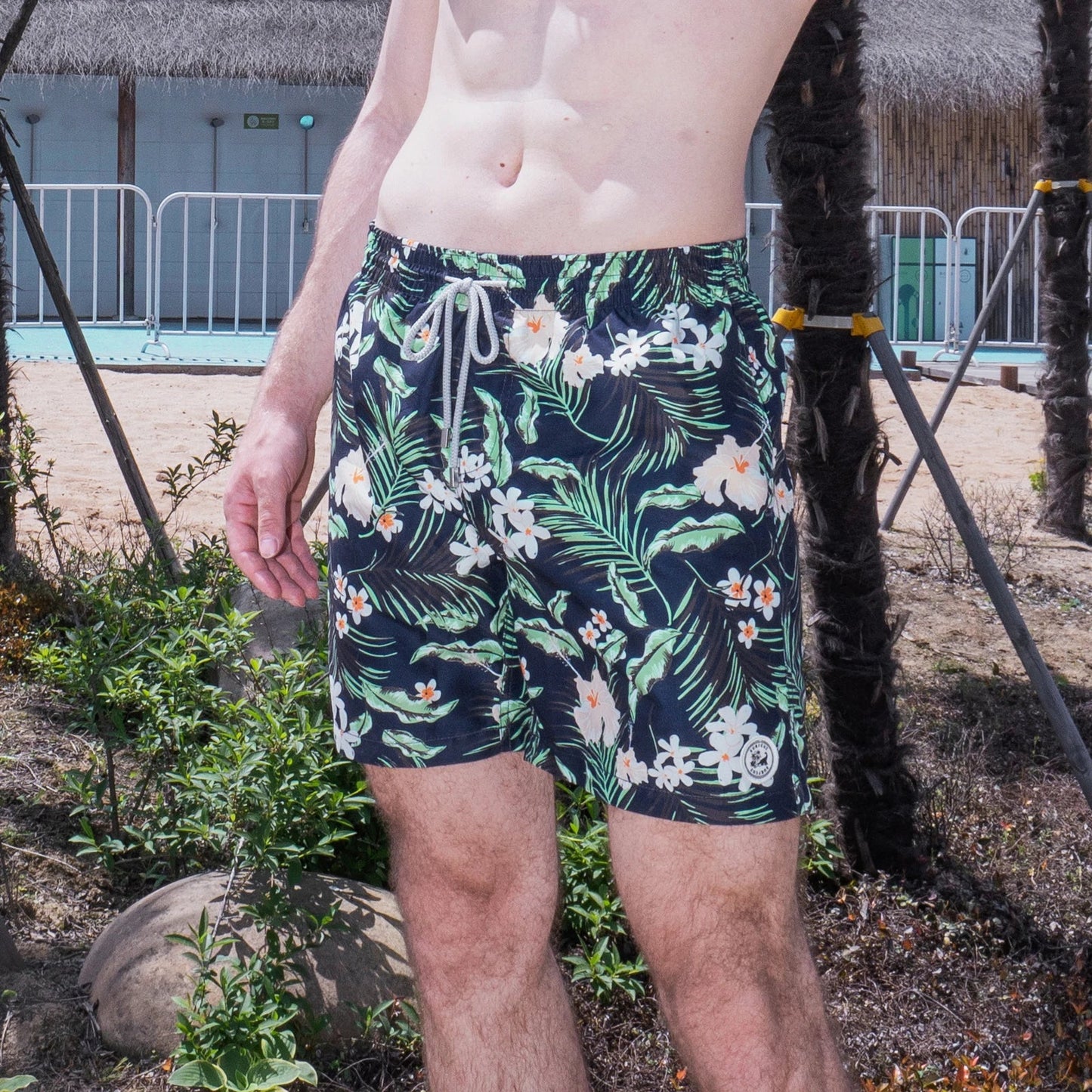 Beach Men's Swim Shorts Flower 3D Printed Surfing Board Shorts Quick Dry with Mesh Lining and Pockets Struck Shorts