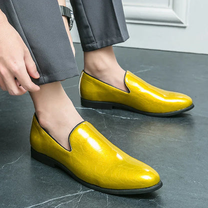 Patent leather bright casual leather shoes set feet a slip-on lazy people work business British windbean men's shoes size 46