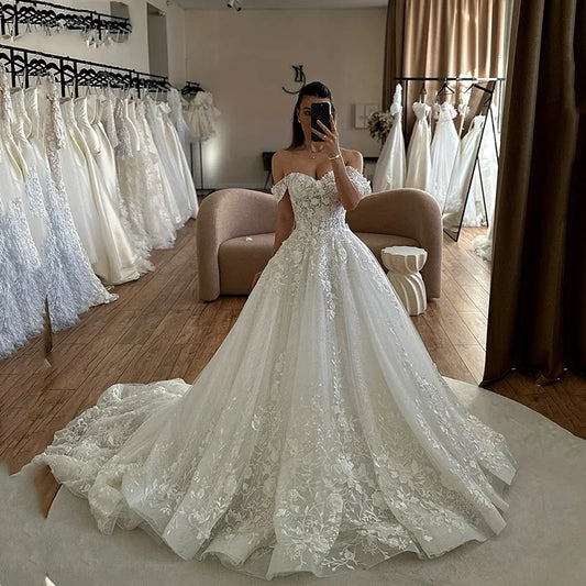 Customized A-line Lace Appliques Wedding Dresses 2025 Off Shoulder Sweetheart Wedding Gowns Backless Bride Gown