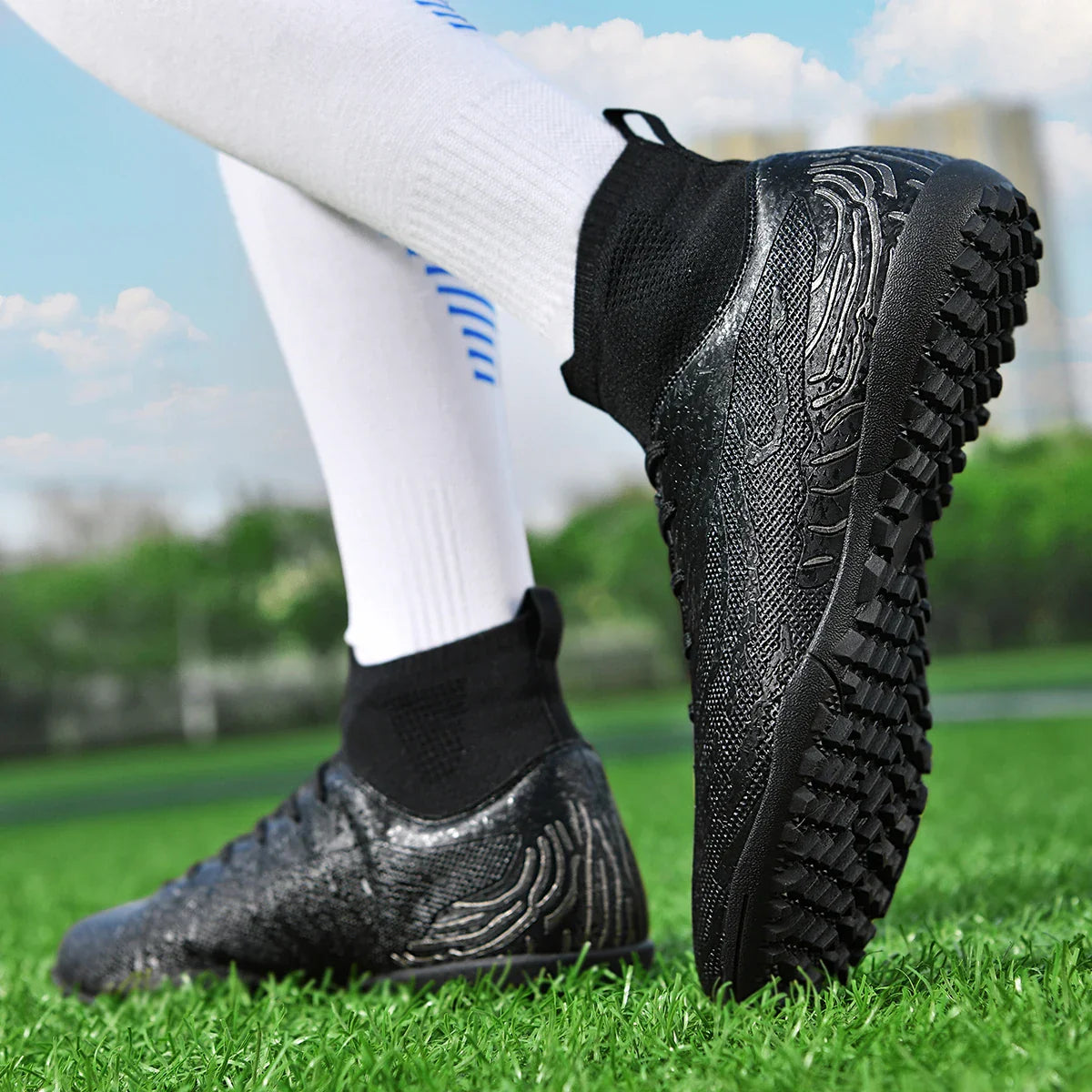 Men & Women TF Stud Football Boots, Anti-slip, Leather Material, Suitable for Student & Adult Training, Artificial & Natural Gra