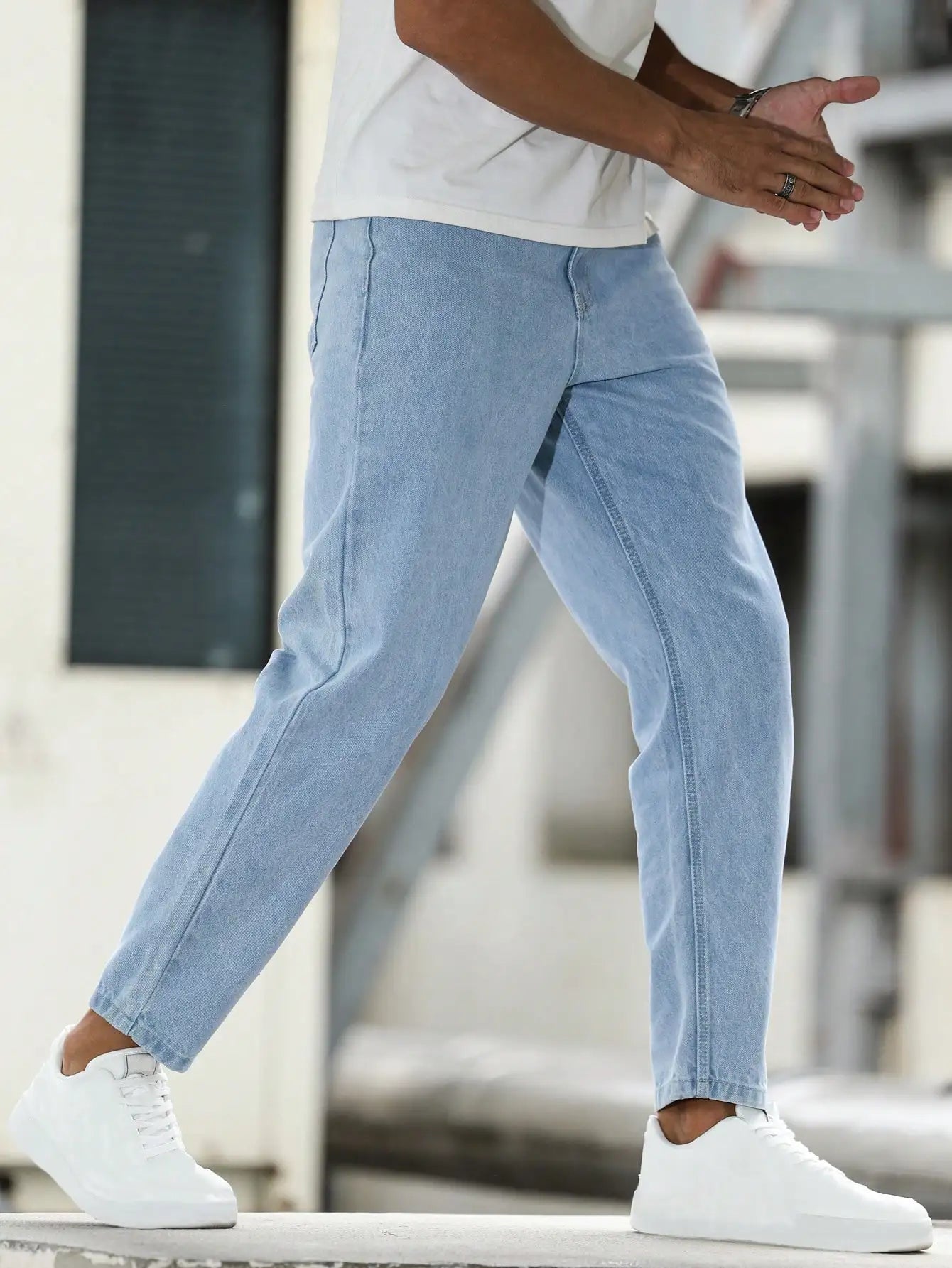 Solid color men's casual jeans, comfortable and breathable for a premium look.