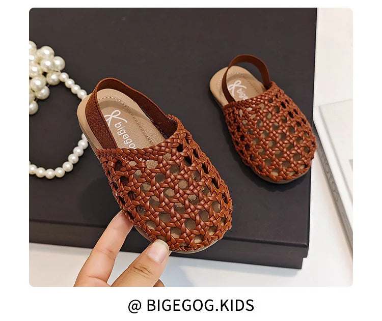 Traditional Woven Sandals Young Child in Summer 2026 New Child Flat Shoe Retro Baby Walking Shoe Girls Casual Sandals Baby Shoes