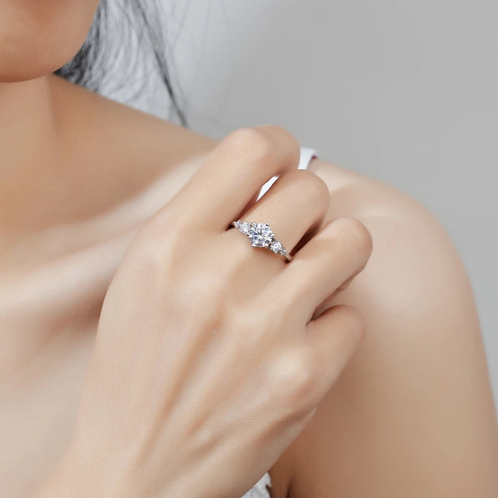 1CT D Color Moissanite Rings for Women Sparkling Diamond Engagement Wedding jewelry with GRA 925 Sliver Plated 18k Ring