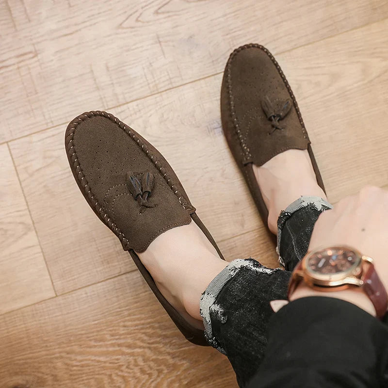 Fashion Men Casual Shoes Suede Breathable Comfort Slip-on Mens Driving Shoes Luxury Brand Men Loafers Mens Lazy Shoes Moccasins