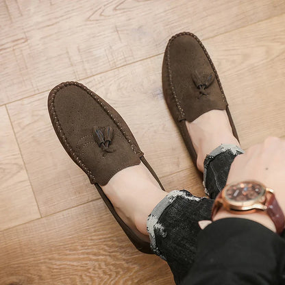 Fashion Men Casual Shoes Suede Breathable Comfort Slip-on Mens Driving Shoes Luxury Brand Men Loafers Mens Lazy Shoes Moccasins