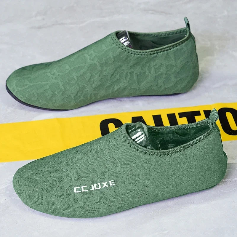 Men's Shoes Breathable Thin Bottom Light Driving Loafers Casual Socks Shoes Men Slippers Comfortable Walking Mens Shoes