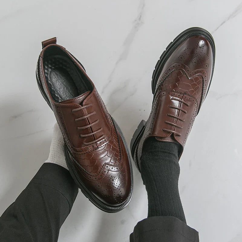Classic Wedding Leather Shoes For Men Brogues High Quality Men's Dress Business Shoes Office Party Social Formal Shoes Male
